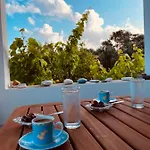 Anevalousa House Μουτσούνα