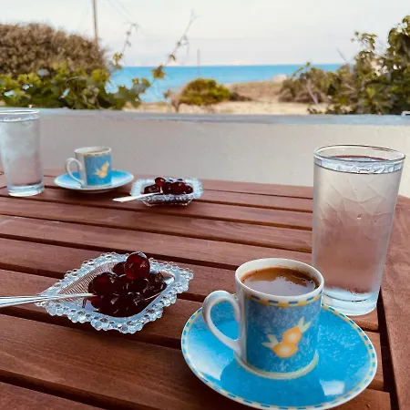 Anevalousa House Ferienhaus