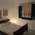 Anevalousa House בית נופש Moutsoúna