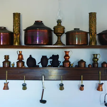 Anevalousa House Nyaraló *