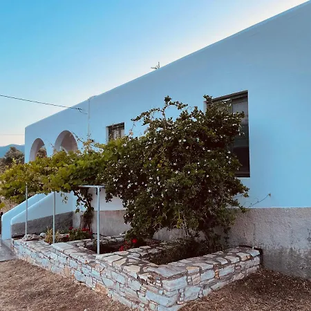 Anevalousa House
