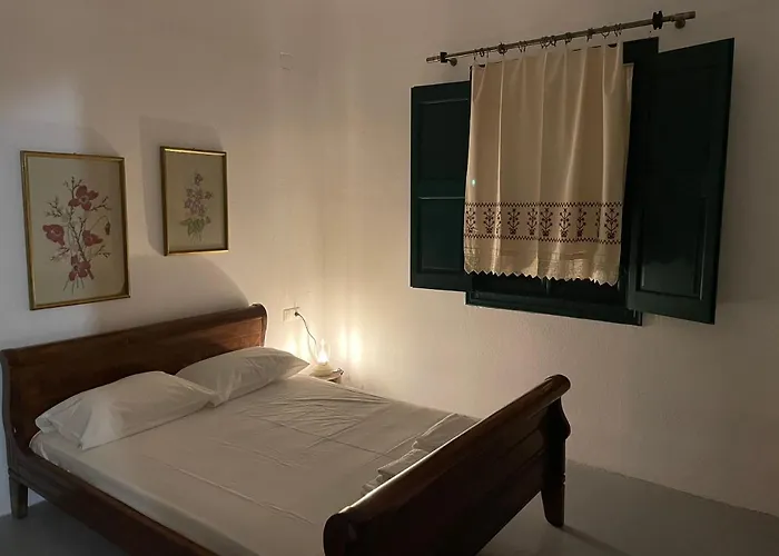 Anevalousa House Сasa de vacaciones Moutsoúna